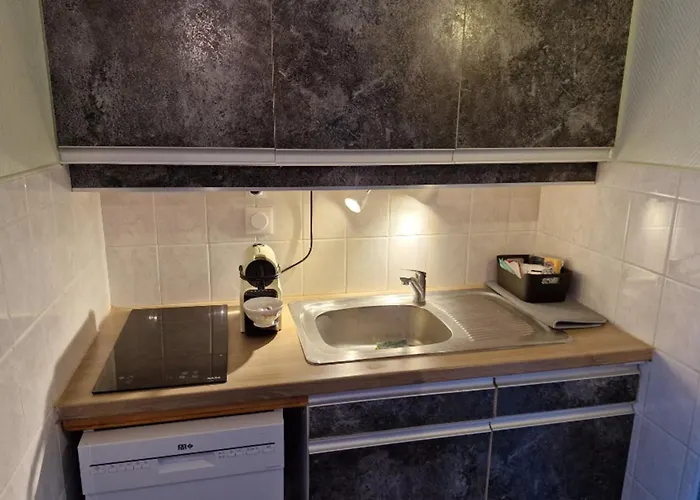 Cozy T1 With Balcony On The Snow Front Διαμέρισμα