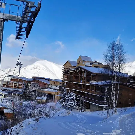 Cozy T1 With Balcony On The Snow Front Appartement