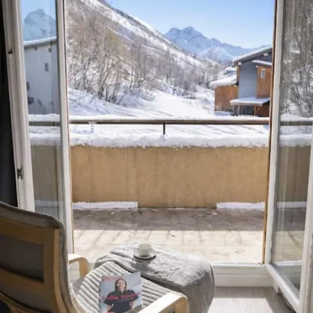 Cozy T1 With Balcony On The Snow Front アパート レ・デュー・アルプ