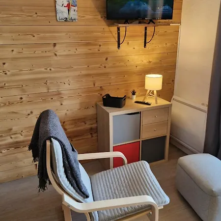 Cozy T1 With Balcony On The Snow Front * レ・デュー・アルプ