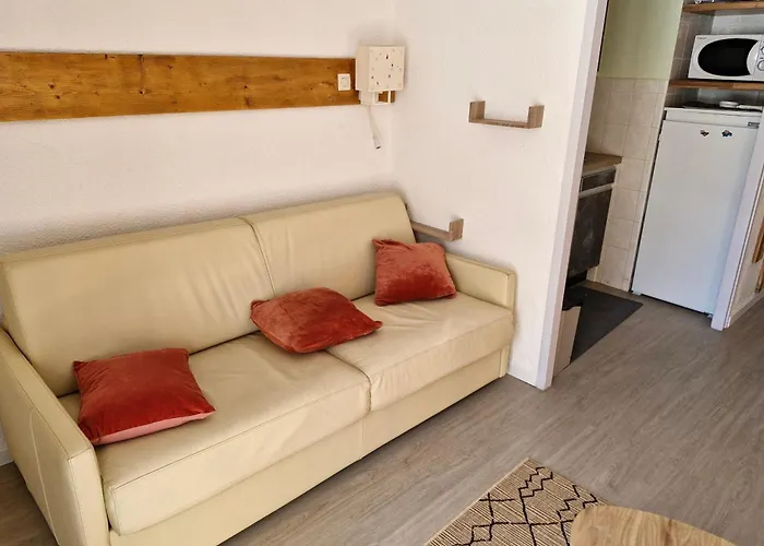 Cozy T1 With Balcony On The Snow Front Apartment *