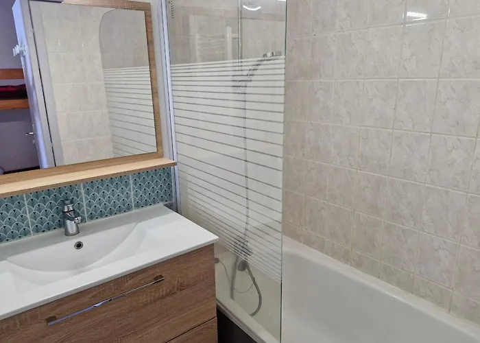 Cozy T1 With Balcony On The Snow Front Apartment *