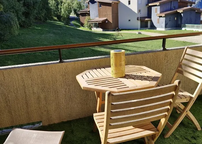 Cozy T1 With Balcony On The Snow Front * Les Deux Alpes