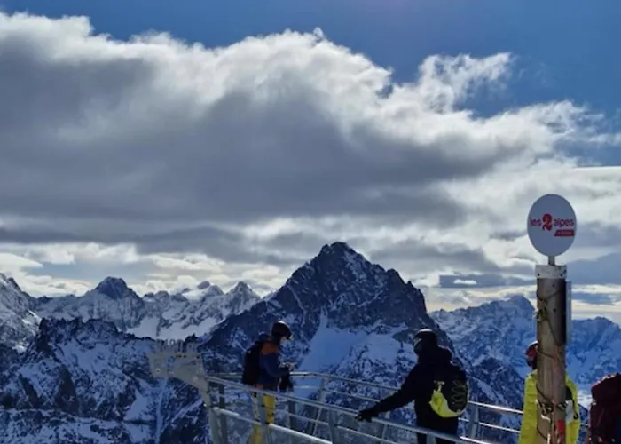 Apartment Cozy T1 With Balcony On The Snow Front